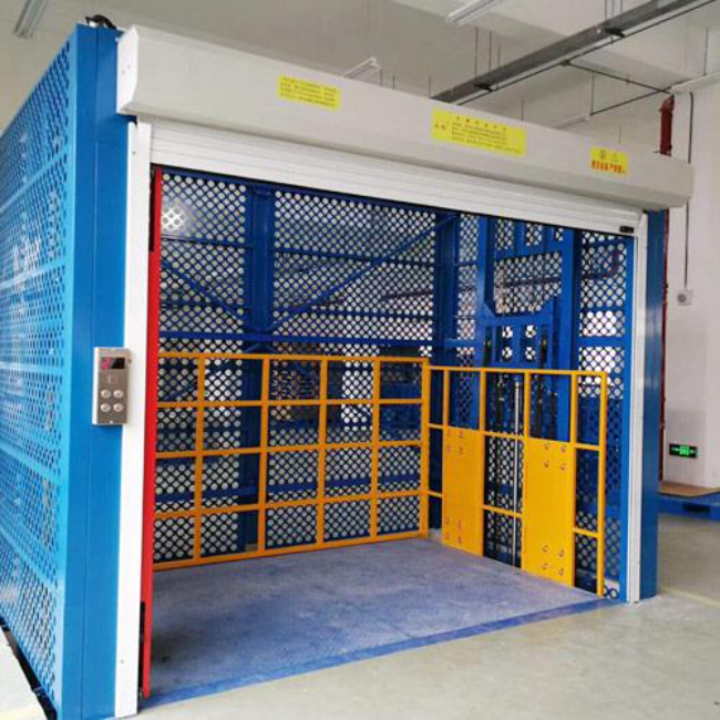 正阳导轨式升降货梯